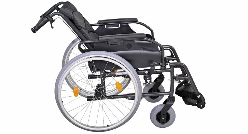 1040AR FOLDABLE WHEELCHAIR, WITH DETACHABLE ARMRESTS & FOOTRESTS